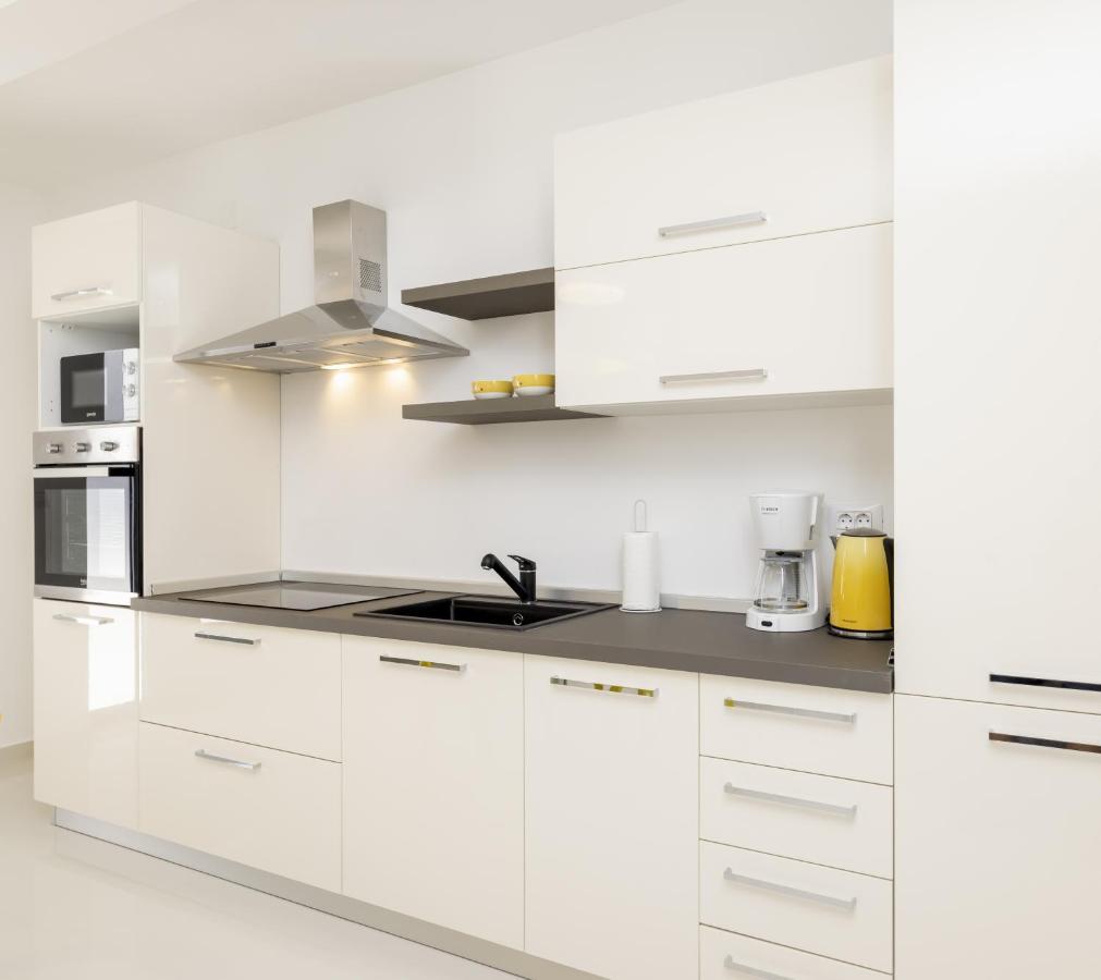 Apartments Losinj Sunset มาลีโลชินจ์ ภายนอก รูปภาพ