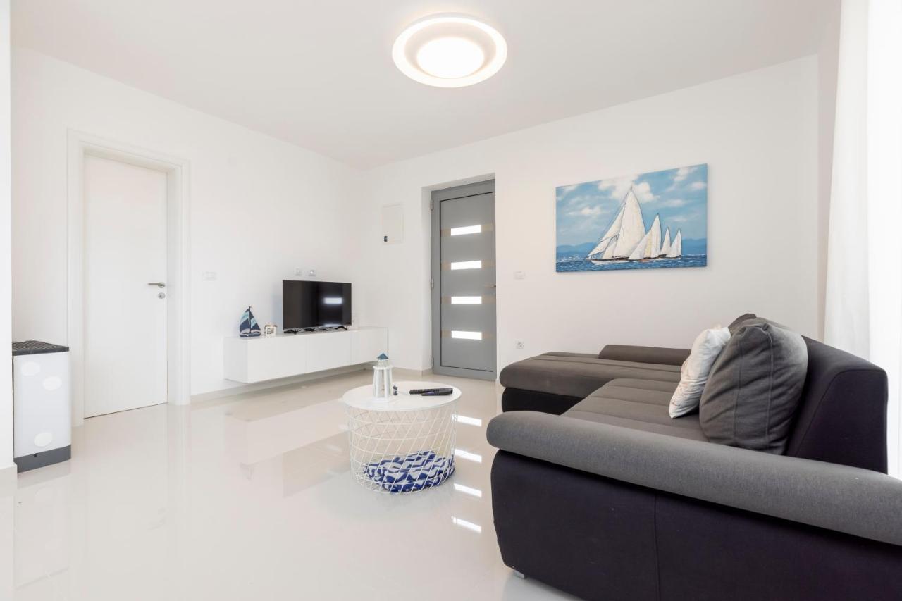 Apartments Losinj Sunset มาลีโลชินจ์ ภายนอก รูปภาพ