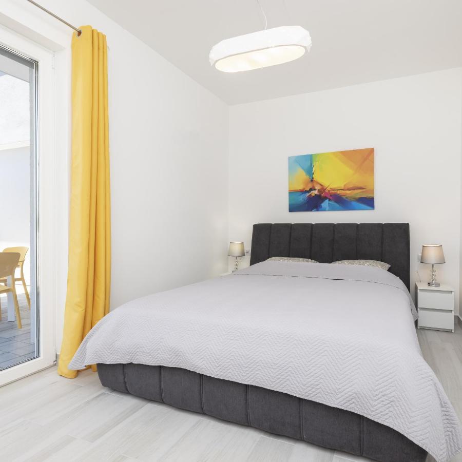 Apartments Losinj Sunset มาลีโลชินจ์ ภายนอก รูปภาพ
